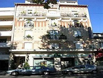 Hotel Courseine Courbevoie Frankrijk